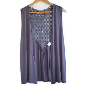 PRETTY GOOD Lightweight Sleeveless Accented Pintuck Vest size M